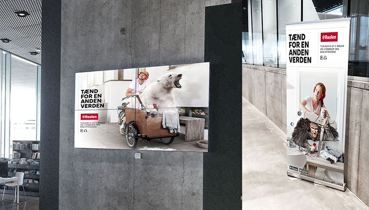 eReolens konceptfotos hænger på Dokk1 