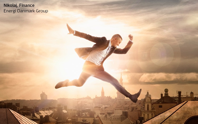 Energi Danmark bruger konceptfoto af medarbejderne til at fortælle historier om brandet, værdierne og historien.