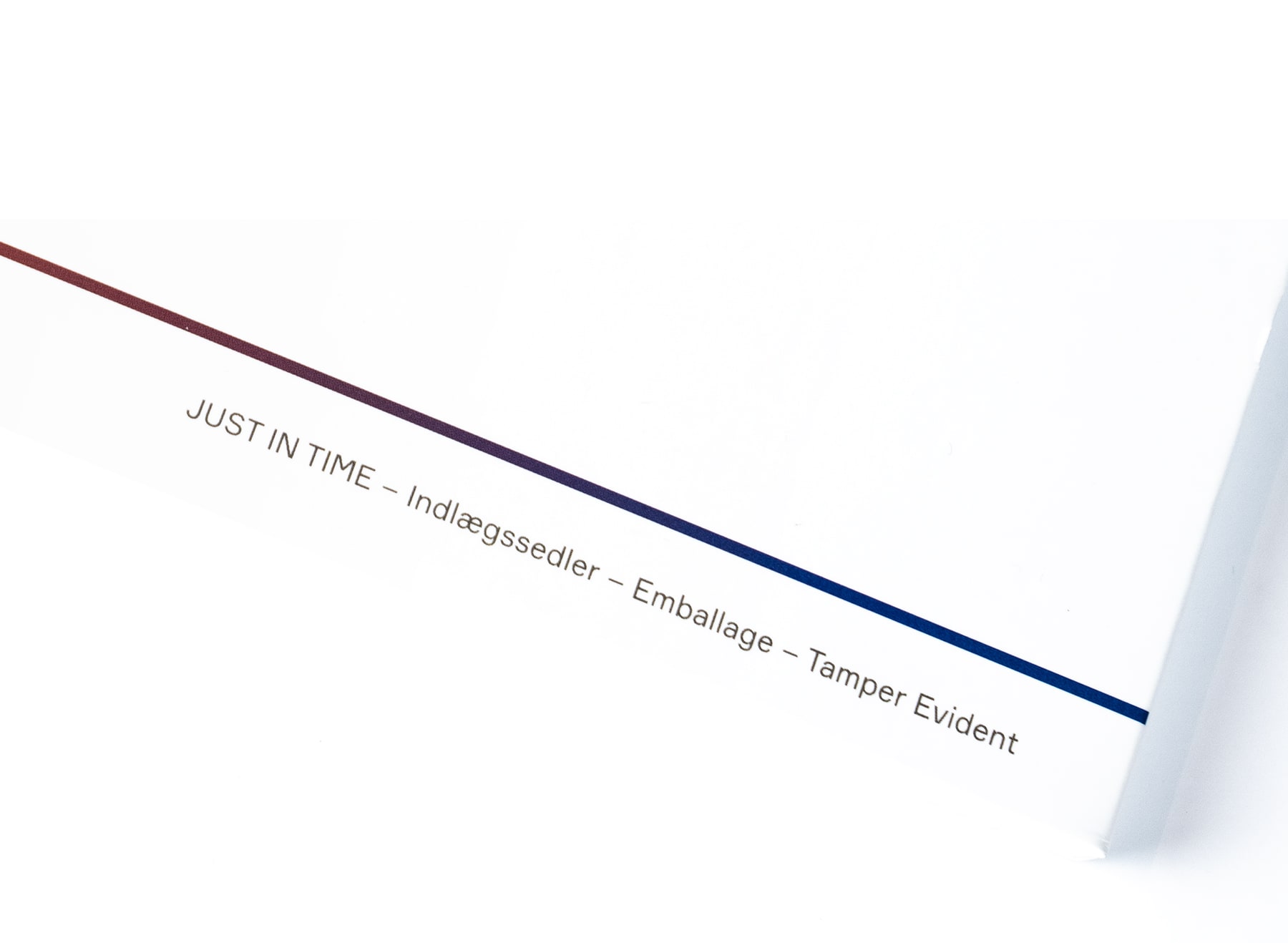 Emballagen er omfattet af Tamper Evident-teknologien, der betyder, at det ikke er muligt at åbne pakken, uden at det tydeligt kan ses.